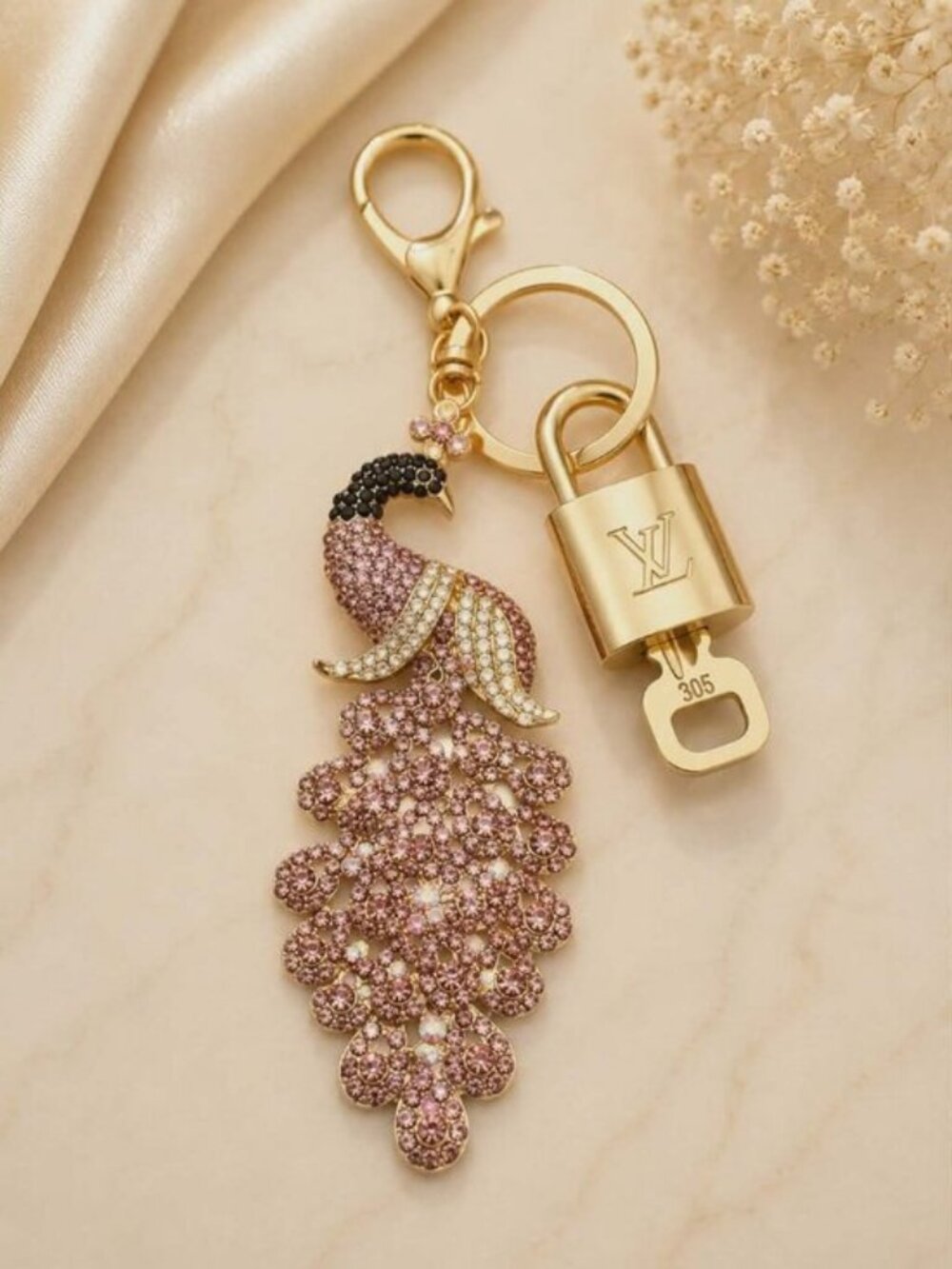 Authentic Louis Vuitton Gold Padlock & Key 🔒 LV Bag Charm Unbranded Keychain